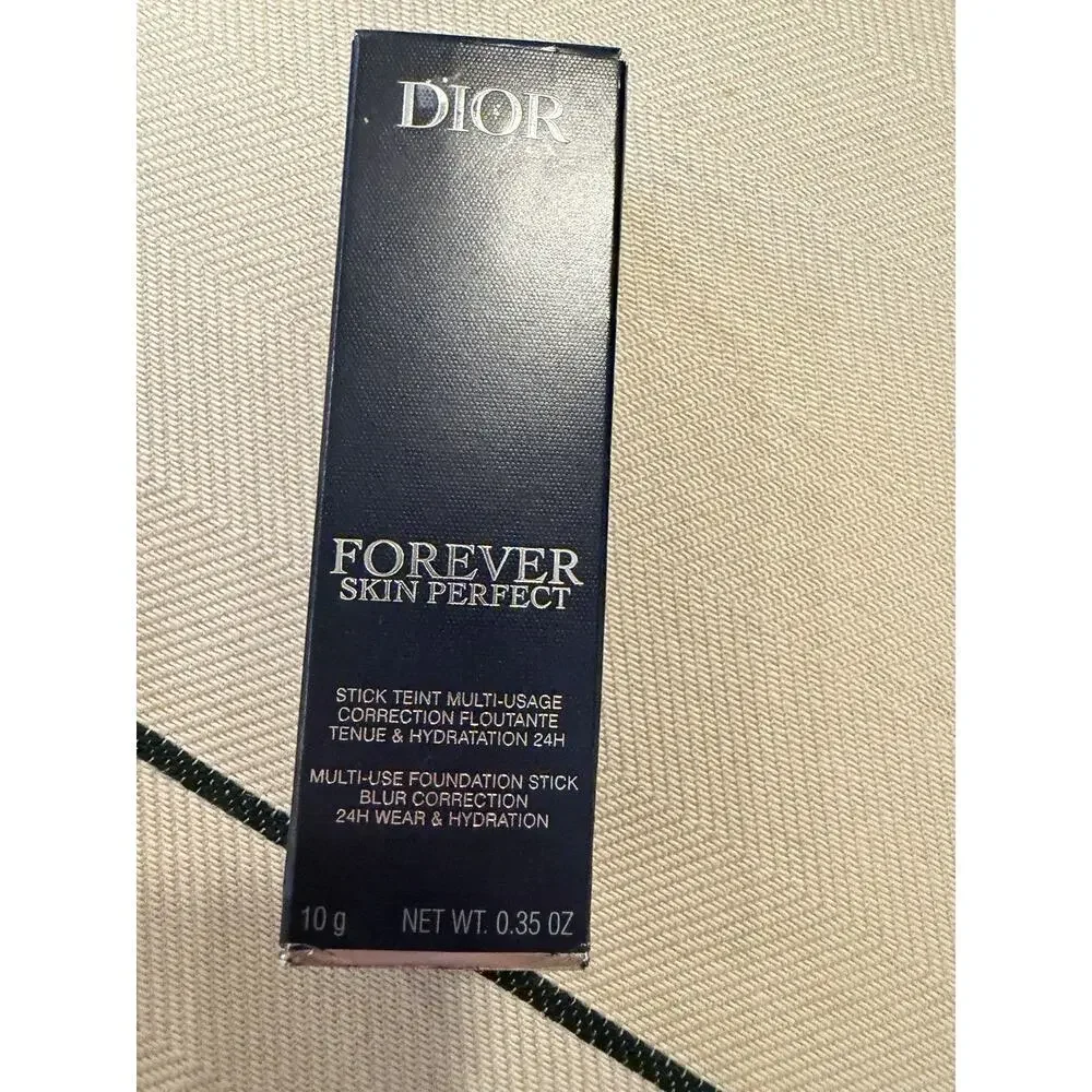 Dior Skin Perfector 2.5 Neutral NIB NEW